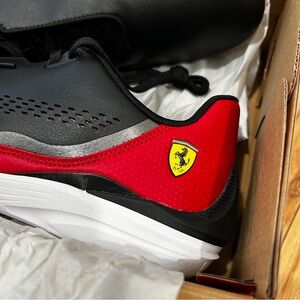 Puma Ferrari drift cat decima.